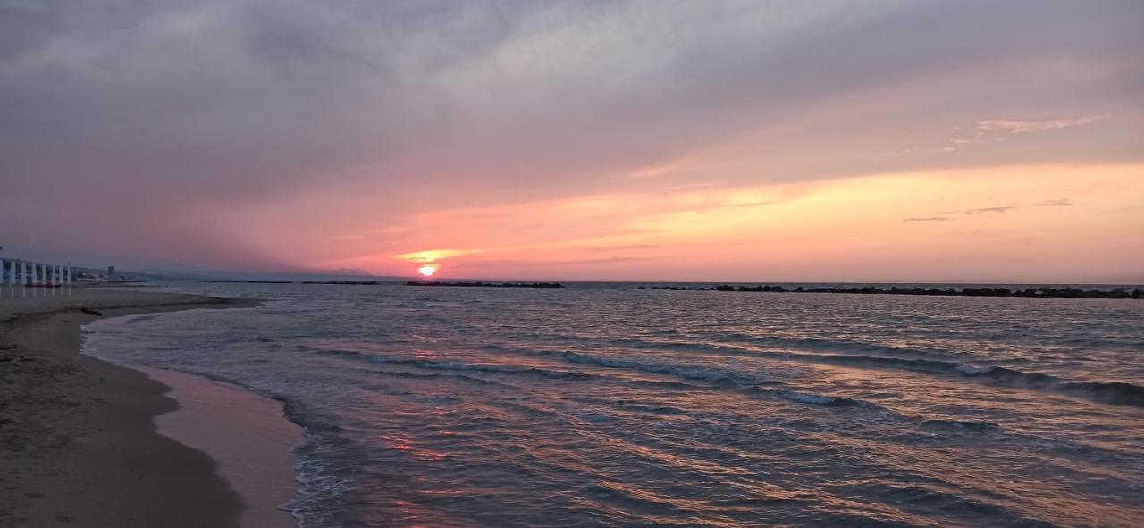 Alby Suite Termoli Exteriér fotografie